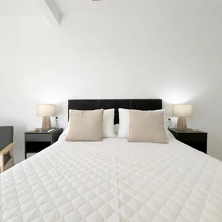 Almirante, Calahonda Apartment